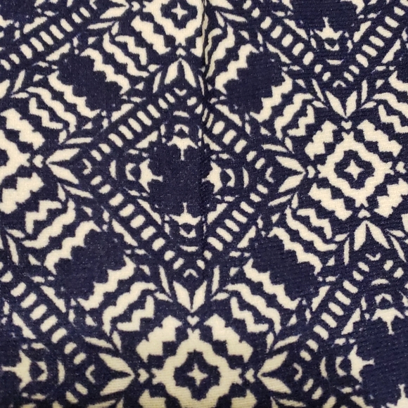 J crew navy blue and white geometric pattern capri - Picture 4 of 6